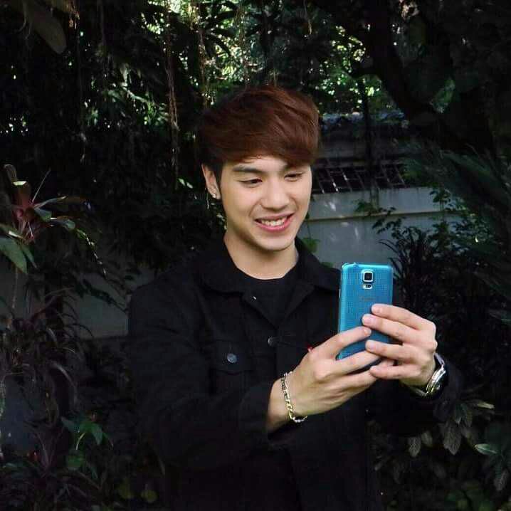 PratiwiGini's tweet photo. หล่อมากครับ #whitewo https://t.co/2MZOYiV7lm