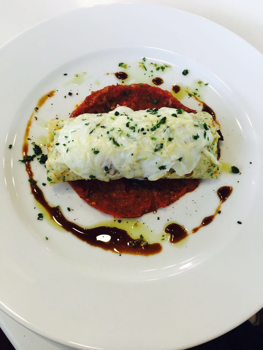 chefmorya's tweet photo. Truffle Mushrooms Crepes https://t.co/GvQyLActh1