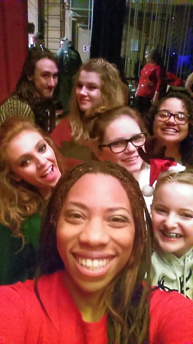 Next_Stepdance's tweet image. Great job to all of our dancers and a big thank you for everyone who made the show run smoothly yesterday at the Festival of Trees!