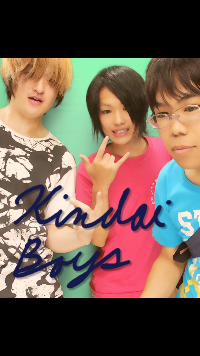 16kun1's tweet photo. メサイア今までありがとう。
そしてお疲れ様でした。

今は悔しい以外の言葉は出てこーへんわ。ユーチューブ界でメサイア以上に面白い人間はこの先一生出てこーへんやろうし、お前が一番面白いユーチューバーだったと俺は思う。

お前とユーチューブができた今までの日々が宝物や。ありがとう。 https://t.co/huGmw119TJ