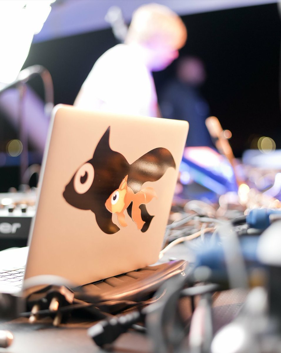 There are NO more tickets available for the #SubmergedxGoldfish party tonight at @ShimmyBeach