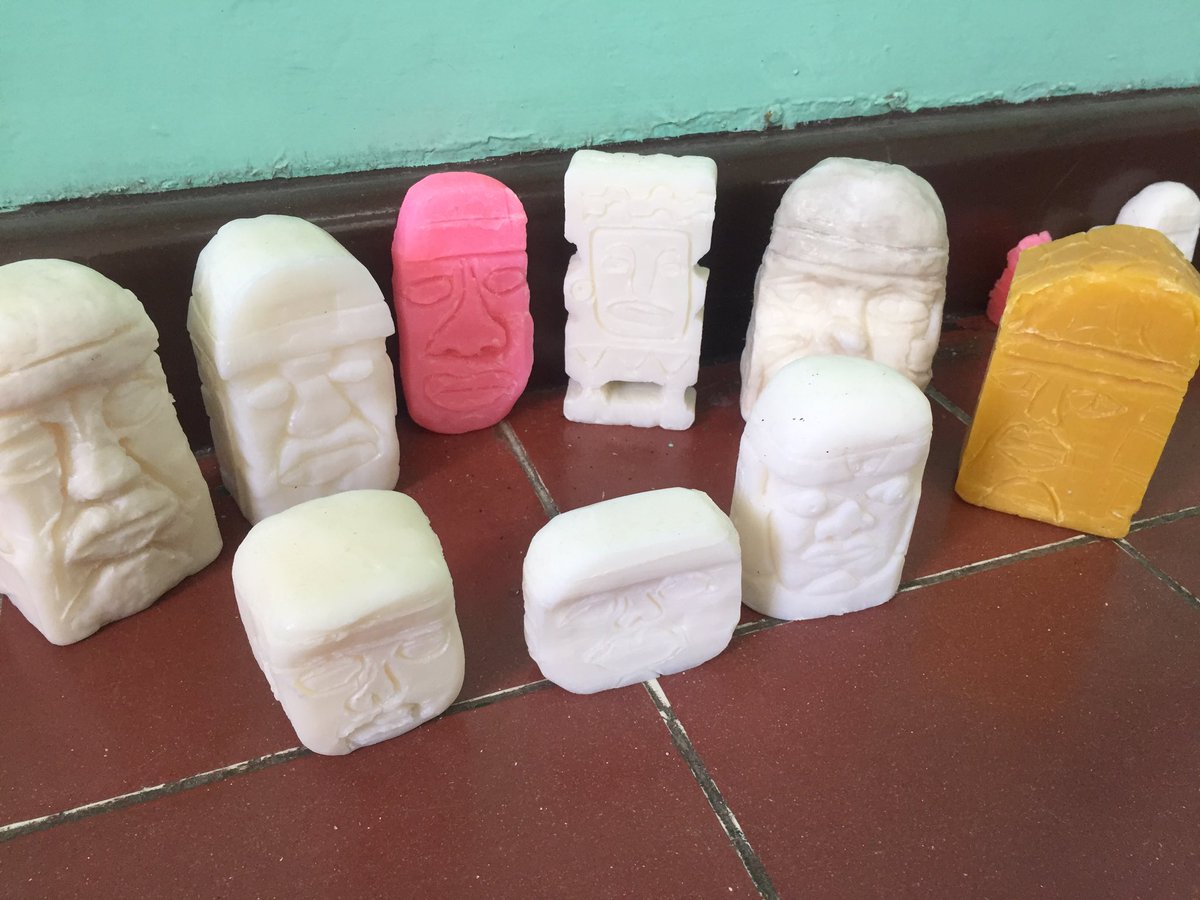 Eduser_Torreon's tweet photo. Obras maestras de nuestros niños de 4to grado... #culturas #artísticas #Eduser #creatividad #olmecas https://t.co/syRafzhU1R