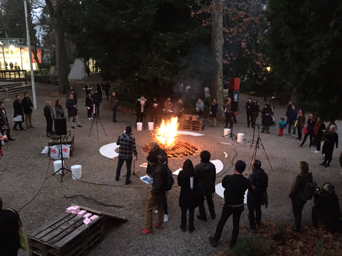 gwenwebber's tweet photo. #canadianpavilion on fire https://t.co/qdn97hOptY