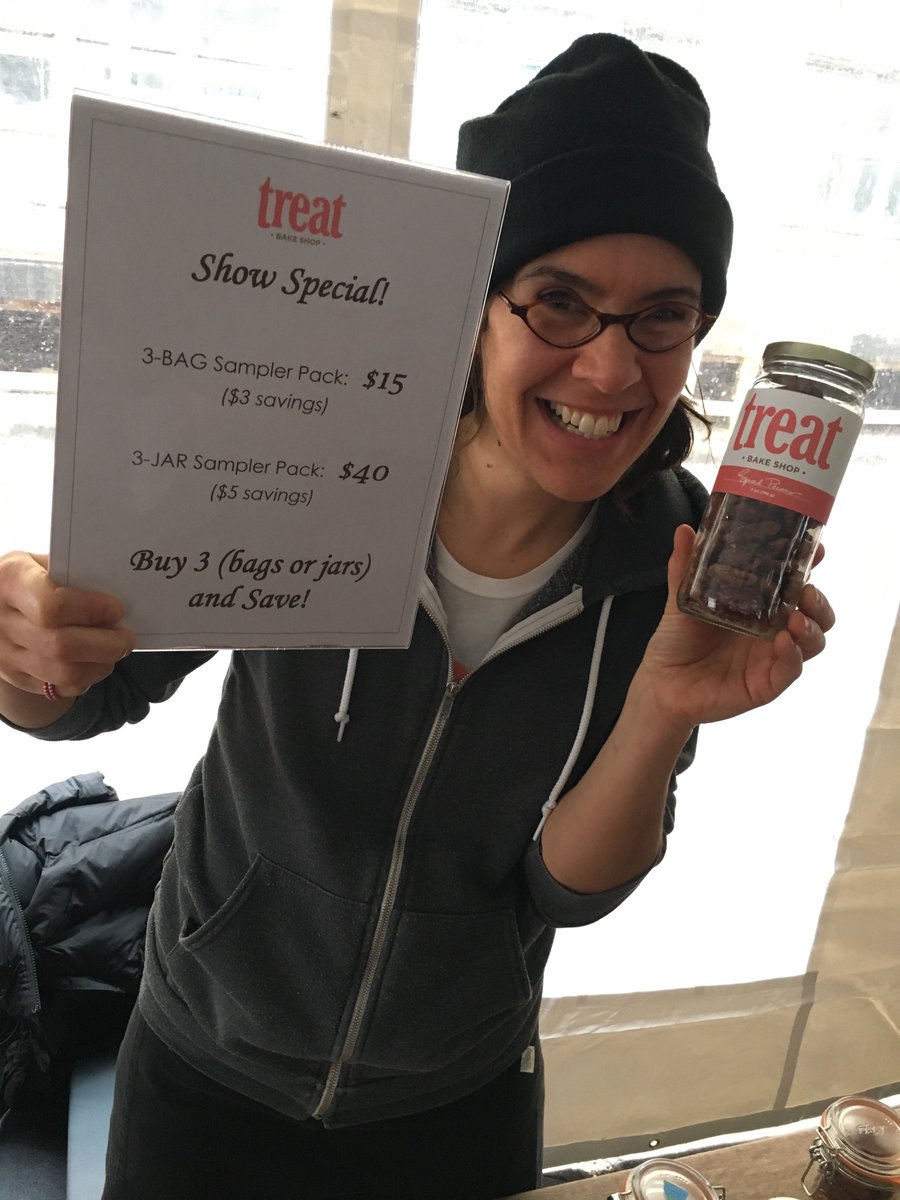 .@treatMKE has a #showspecial at #BLGF today - come get yer #nuts! #pecan #candiedpecan #HighFiveForLocal