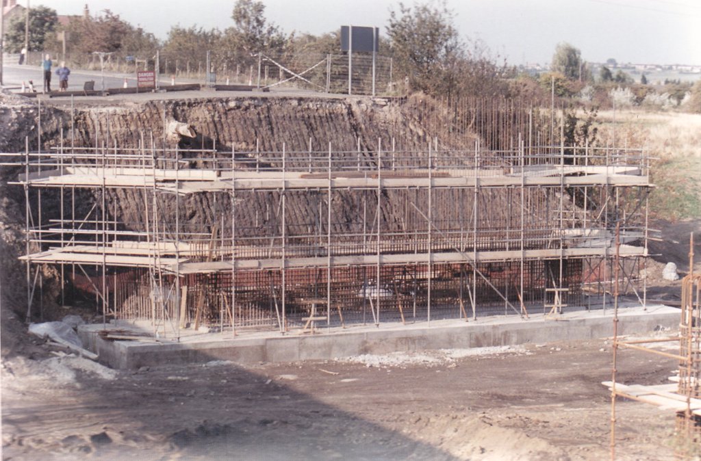 BarnsArchives's tweet photo. A-Z of Barnsley - Wombwell - Construction photographs of Wombwell Link Road under construction in 1996 #explorearchives #autoarchives https://t.co/xcPh994Lsb