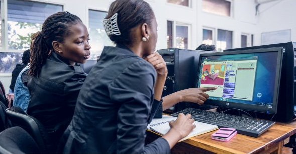 mres's tweet image. Help us bring coding and creativity to kids around the world. Donate to @Scratch on #GivingTuesday bit.ly/donate-scratch…