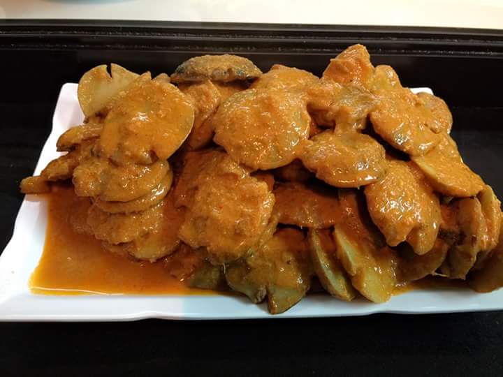 MinangOfficial's tweet photo. Taragak jo kampuang..., iko menu @kadai_salero di Festival Jajanan Minang 2016 di lap. Banteng 10_11 Des 2016 https://t.co/mmqQroH9Uz