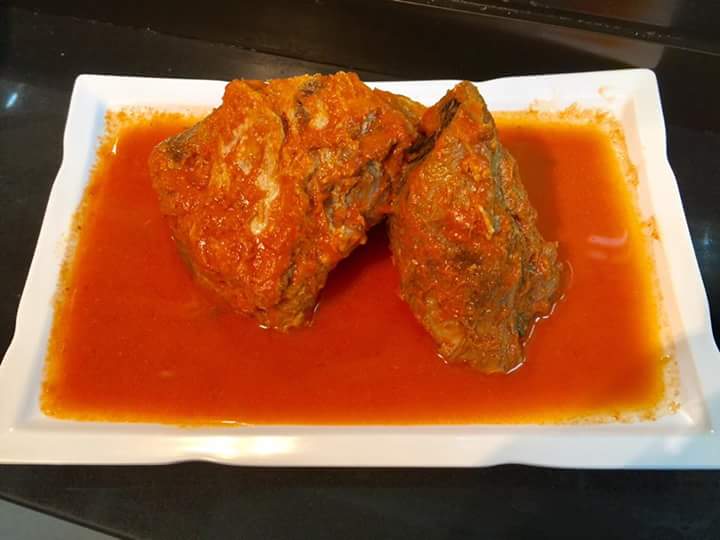 MinangOfficial's tweet photo. Taragak jo kampuang..., iko menu @kadai_salero di Festival Jajanan Minang 2016 di lap. Banteng 10_11 Des 2016 https://t.co/mmqQroH9Uz