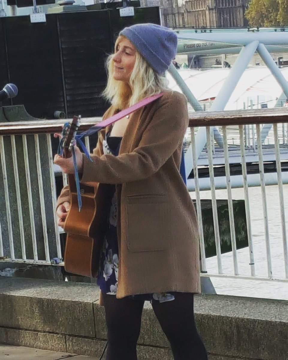 Ccampbellmusic's tweet photo. I'll be singing down by the southbank Christmas market for the next hour.
#jetswag #busking #southbank #thatblondebusker #backinbusness https://t.co/dVKIO3yHrP