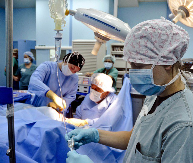 ravi__vohra's tweet photo. "A patient should have an incontestable right to meet the operator before getting anywhere near the operating room" https://t.co/yzVG7NvZPU https://t.co/ZMQaCNc4Bv