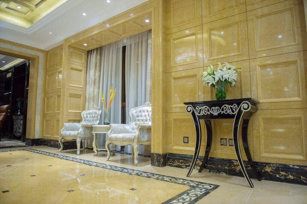 narcissushotel's tweet photo. في أي مدينة يقع فندق نارسس الرياض؟
الجائزة اقامة ليلة في جناح تنفيذي
الشروط
1-رتويت
2-متابعة
3-كتابة الإجابة بالهاشتاق👇🏻
#مسابقة_فندق_نارسس1 https://t.co/ai1umVE1e1