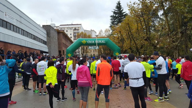 .<a href="/93Alecode/">Alejandro Codesal</a> y Cristina García inscriben su nombre en la <a href="/VueltaPedestreS/">Vuelta Pedestre SA</a> bicirunsalamanca.com/2016/11/alejan…