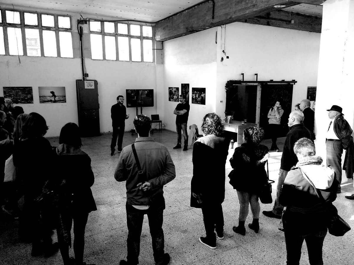 MingoVenero's tweet photo. Inauguración de "Áfricas: gentes, tierras y realidades" de @alfonsrodriguez en @Naubostik. Organiza: Territorios Libres @territoriosfoto https://t.co/O5i1Tarfsk