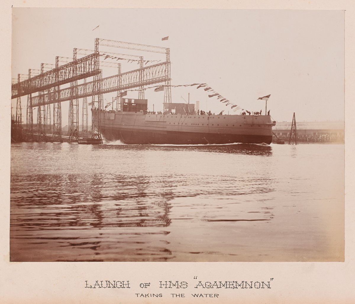 GlasgowLib's tweet photo. Material in the #GlasgowCityArchives at The Mitchell captures the proud history of shipbuilding on the Clyde #autoarchives https://t.co/Z8jvcBzUlw
