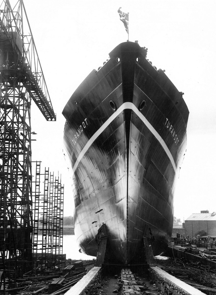GlasgowLib's tweet photo. Material in the #GlasgowCityArchives at The Mitchell captures the proud history of shipbuilding on the Clyde #autoarchives https://t.co/Z8jvcBzUlw