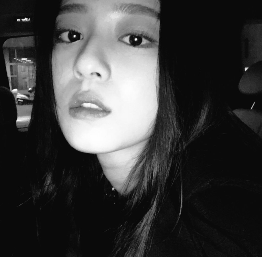 minahkfc's tweet image. 