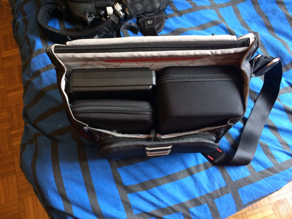 QuentinG's tweet photo. I love my #everydaymessenger bag by @peakdesignltd ! It can carry my @aputurephoto VS-2FHD, my @ZoomSound H6 and my @SennheiserUSA HD380pro! https://t.co/KwGru9MRR6
