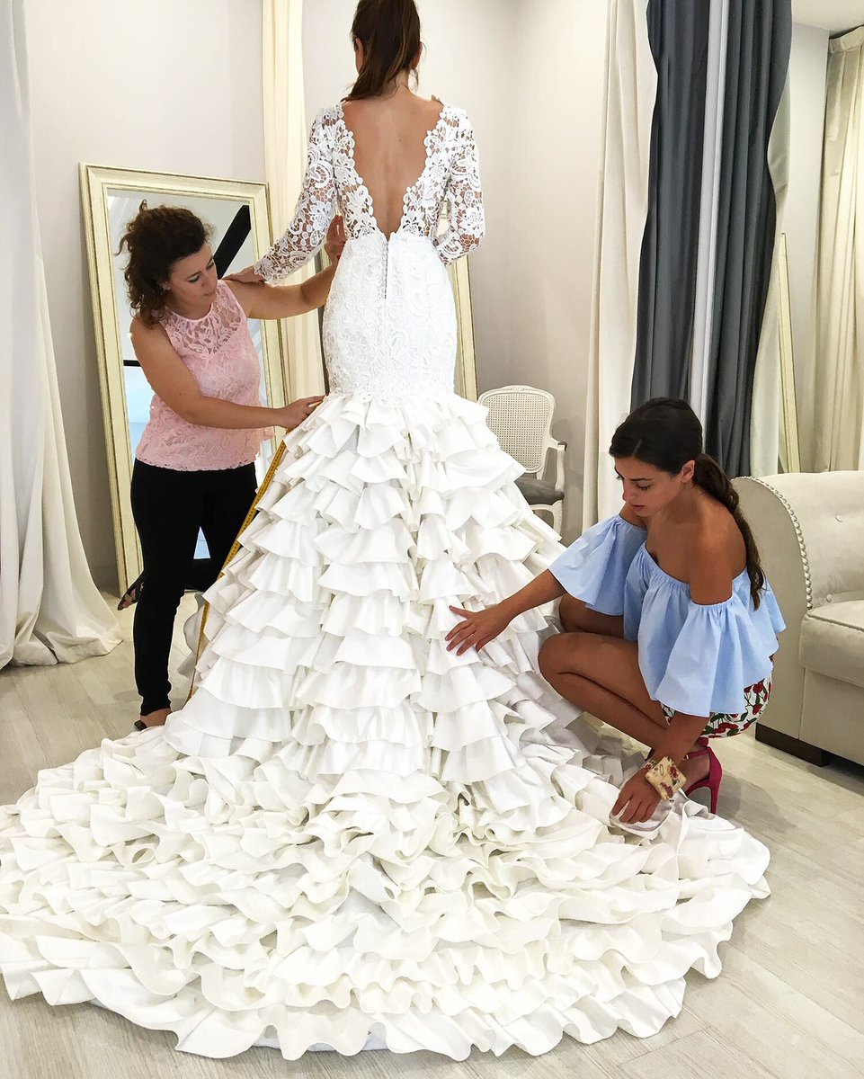 1sillaxamibolso's tweet photo. Contando los días para la Nueva Colección de Novia 2017 💍👰🏼💍👰🏼 https://t.co/7E7b4xdaXm