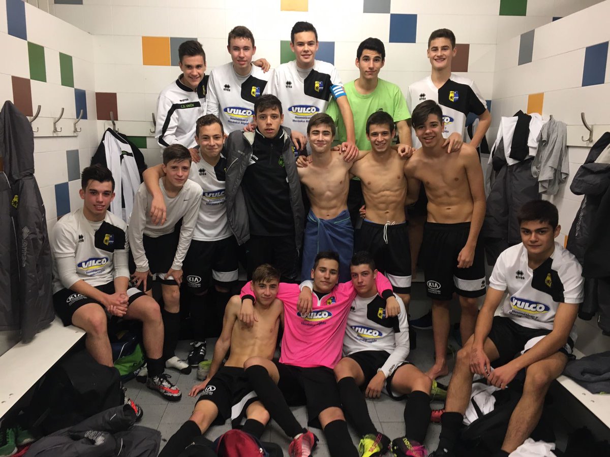 Trabajo, trabajo y más trabajo. 1-3 contra el San José (2°). Todo esfuerzo tiene su recompensa. #AupaUnion  <a href="/unionlajvado/">CD Unión La Jota Vadorrey</a>