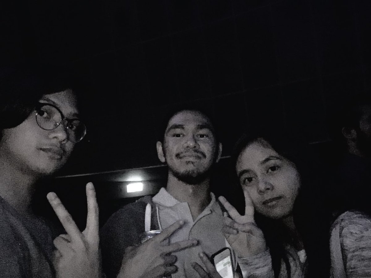 romesocon's tweet photo. #toenight buddies https://t.co/16ouFQuwmO