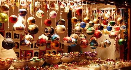 TouristInfoVal's tweet photo. #ARTEVAL nos trae la Feria de Artesanía de Navidad donde encontrar regalos tradicionales y originales.
Más info: https://t.co/6aE2Oc62ms https://t.co/P8RO2Tezd7