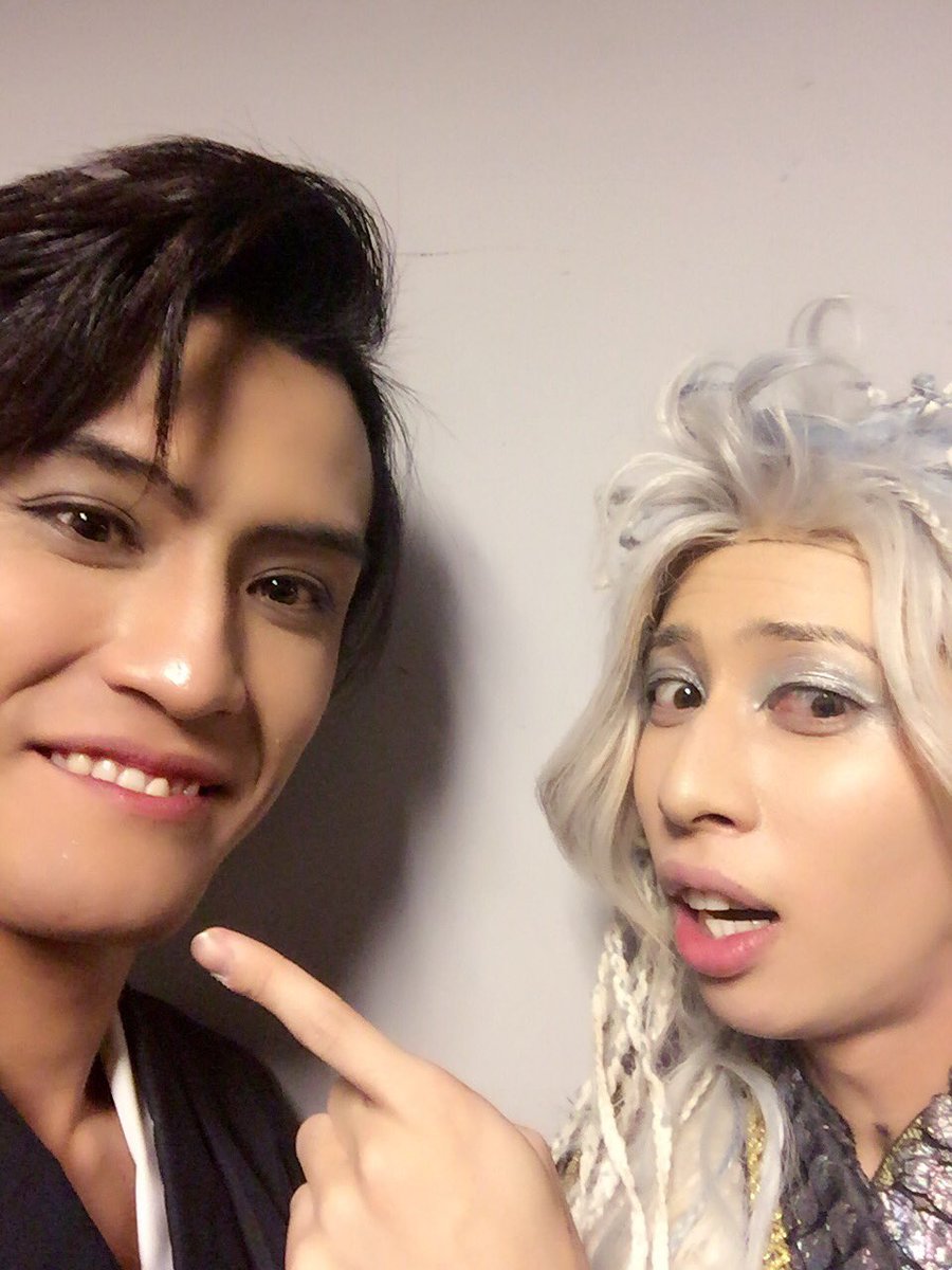 坂口 慎之介 Auf Twitter あまつきつねの鬼灯本日も無事終わりました そしてついに明日が千秋楽 新兵衛を最後まで演じきりたい 頑張ります アスカ アゴを指すでない