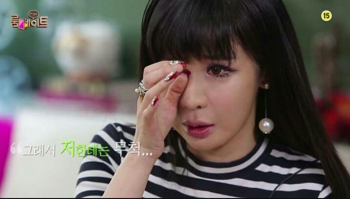akerw0man's tweet photo. All 
They 
Wanted 
Was
To
Sing #JusticeFor2NE1 https://t.co/OiPUMhVgy1