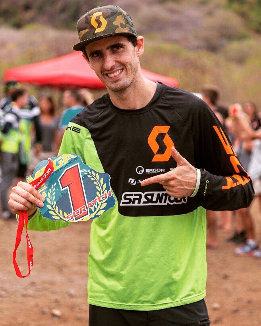 7ème victoire de @remyabsalon sur la <a href="/Megavalancheucc/">Megavalanche</a> ! L'épopée à retrouver en janvier dans <a href="/TerrainDeJeu88/">Terrain De Jeu</a> ! <a href="/VosgesTV/">Vosges Television</a> <a href="/LaVieEnVosges/">JeVoisLaVieEnVosges</a>