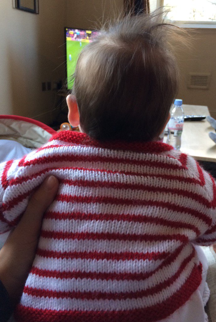 akawakeford's tweet photo. #standfree #aberdeen #donsfamily #babyspam #BetfredCup #donslive #hampdon @AberdeenFC 🔴⚪️⚽️ https://t.co/mgSeT01PTr