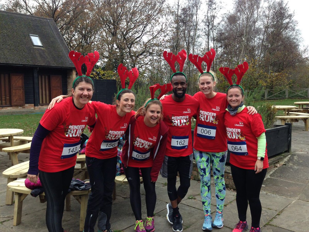 rlagroup's tweet photo. Teamwork makes the dream work π
πΌ #teamrla #christmasrun https://t.co/kLnnqHhkCh