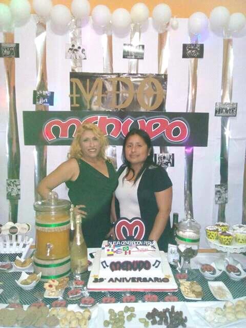 luce_rodela's tweet photo. Celbrando a #LoGrande #39AñosDeMenudo #Peru de Fiesta @ab3ltalamantez #MENUDOMania4ever https://t.co/5W4PnFOkJy