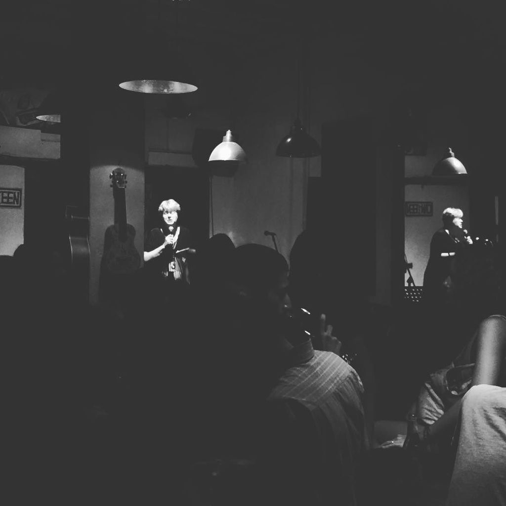kakiseni's tweet photo. Festival open mic ongoing at China House to close #GTLF2016! @georgetownlitfest @thecantee… https://t.co/rpyVjjOm6J https://t.co/9KHLBgCzvZ