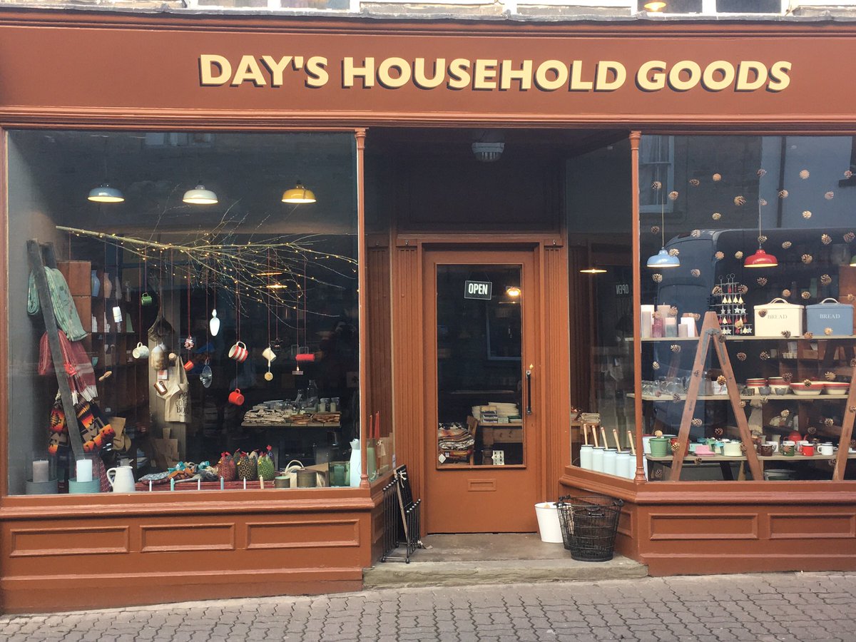 HayMarketsLtd's tweet photo. One more #christmasshopwindow... hanging pretty in @day_household https://t.co/WCH9LCoBm1