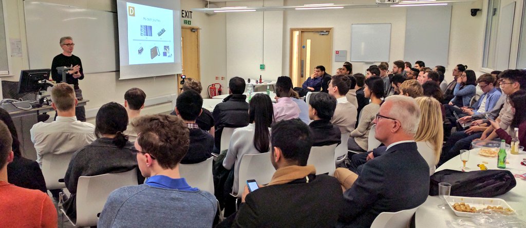 edventlife's tweet photo. Phenomenal talk from @Paulmdowling to close our #LSEFinTech #hackathon. "Be sure to leave with huge aspirations!" https://t.co/AAZcsjBdsd