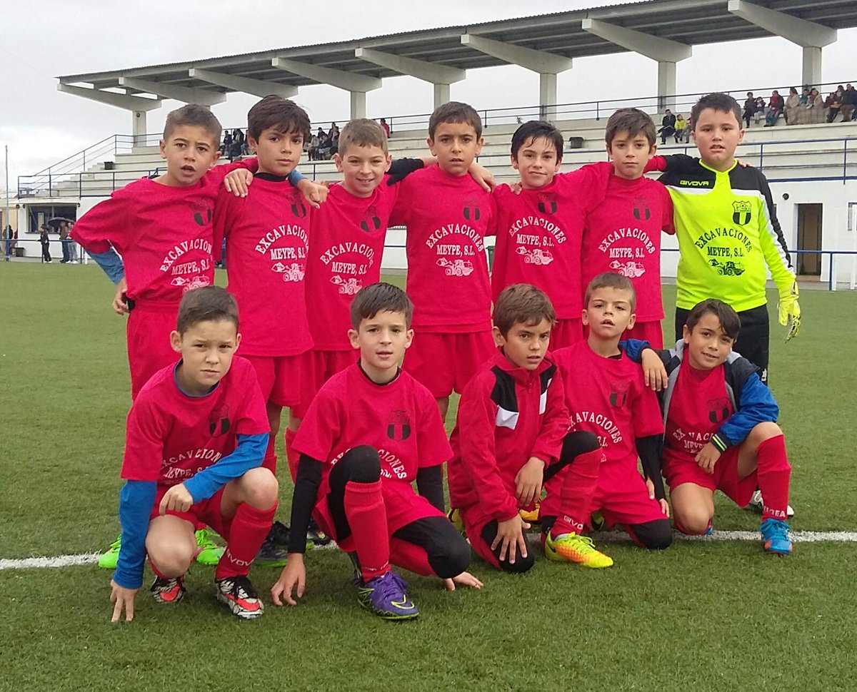 presiuds's tweet photo. Gran partido de hoy de nuestros benjamines, Victoria ante el Castilleja 2-1, gran esfuerzo y mentalidad ganadora, seguimos sumando. https://t.co/jUR8OYdfZE