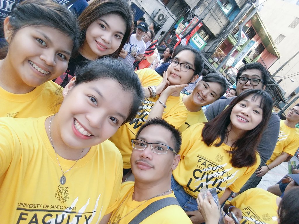 kairacarlos's tweet photo. UST Team BarOps π― π #BarExams2016 #Salubong2016 @YourLawyerSays @LawStdntsofMNL @MissYuGeraldine @zapaledellen @areeyamnlsts @GomezAlyssaC https://t.co/BUHzLSvsXy