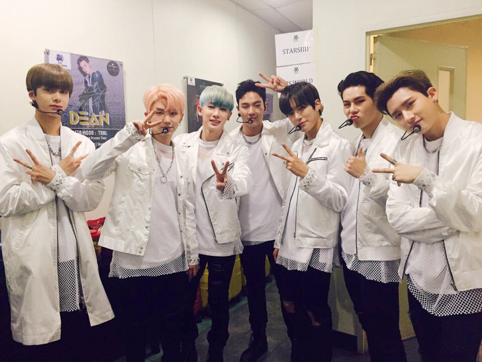 OfficialMONSTAX's tweet image. [#MONSTA_X]
#몬스타엑스 첫번째 아시아팬미팅 완료!
1st ASIA FAN MEETING IN MANILA
필리핀 몬베베 응원과 사랑 감사합니다! 
#salamat #MONBEBE