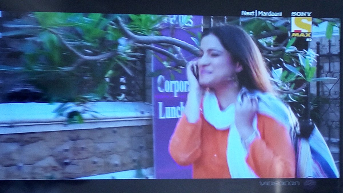 ketan83's tweet photo. Was watching #LageRahoMunnabhai and here what I found :)  @bapat_priya https://t.co/GFEMFsmUej