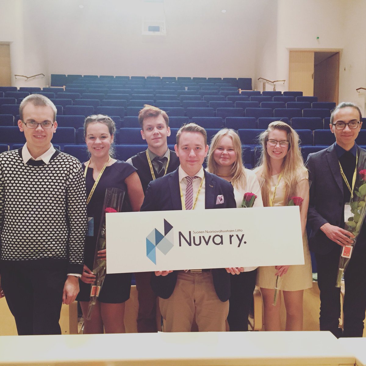 Nuva_ry's tweet photo. Tässä vastavalittu hallitus vuodelle 2017! #nuvaliittari #nuvaperhe #liha2017 https://t.co/0YA1hx3zTt