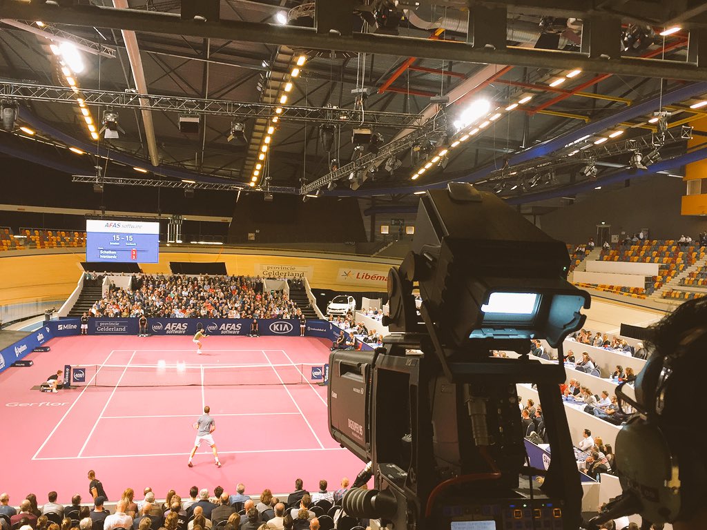 StokerSports's tweet photo. All eyes on the final. Schalken-Ivanisevic. #AFASTC https://t.co/sfuG5oJPxH