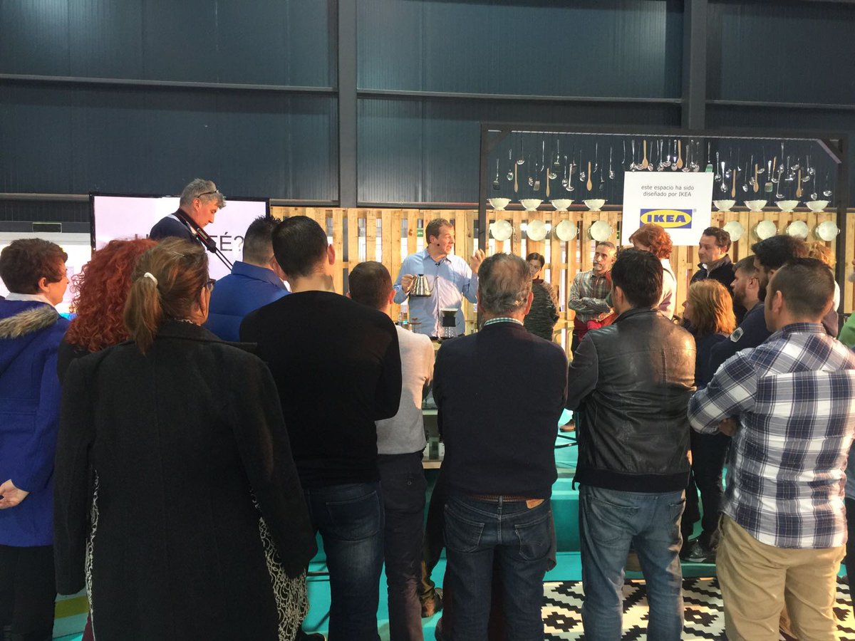Kim Ossenblok es uno de los mayores expertos del mundo en café. Ahora está en plena masterclass en el espacio de <a href="/IKEA/">IKEA</a> en #GijónSeCome
