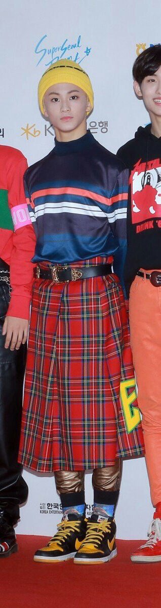 comememine's tweet photo. เรื่องนี้ควรเอาเข้าที่ประชุมด่วนอ่ะบอกเลย😂  #NCT127 https://t.co/a6eb5BSb7D