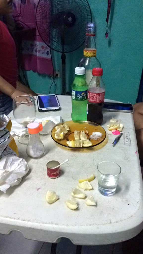 rhaeben17's tweet photo. Session tayo besss... https://t.co/HO1kLcBL97