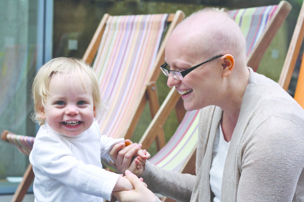 BreastCancerNow's tweet photo. From toddlers to teenagers use our guide to help you talk to your children about breast cancer https://t.co/L6Xj4hFnLF https://t.co/FXREIJAfbs