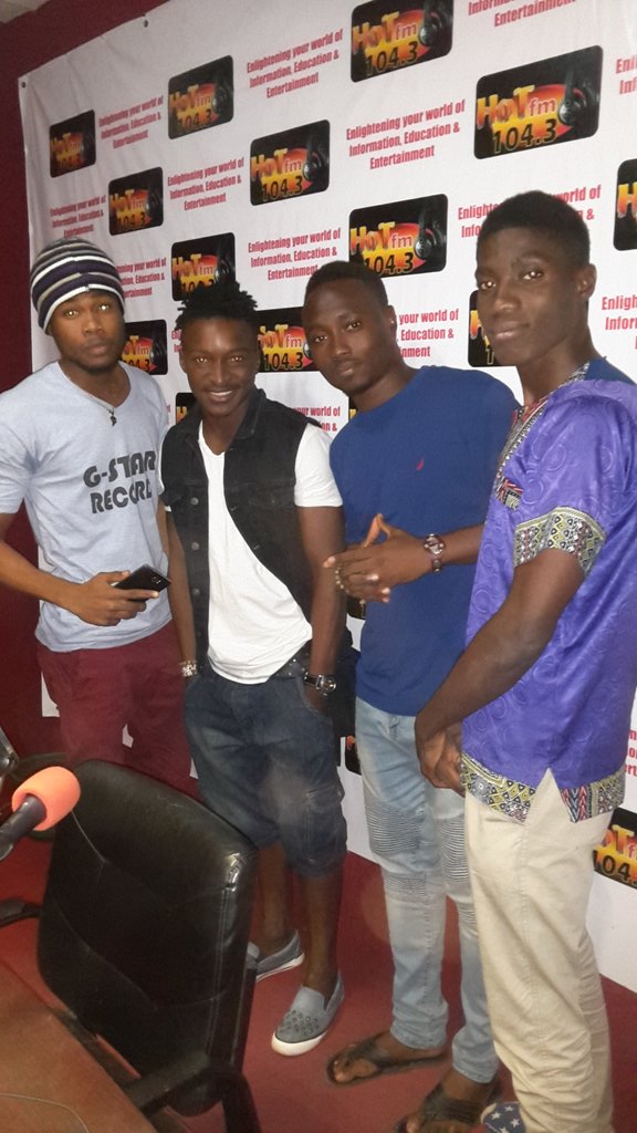 PeeTolo's tweet image. 