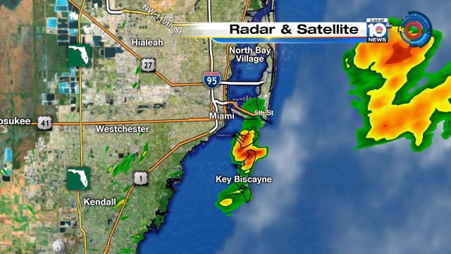 Rain right now over Virginia Key & Key Biscayne #Flwx https://t.co/8dxcbTtlKg