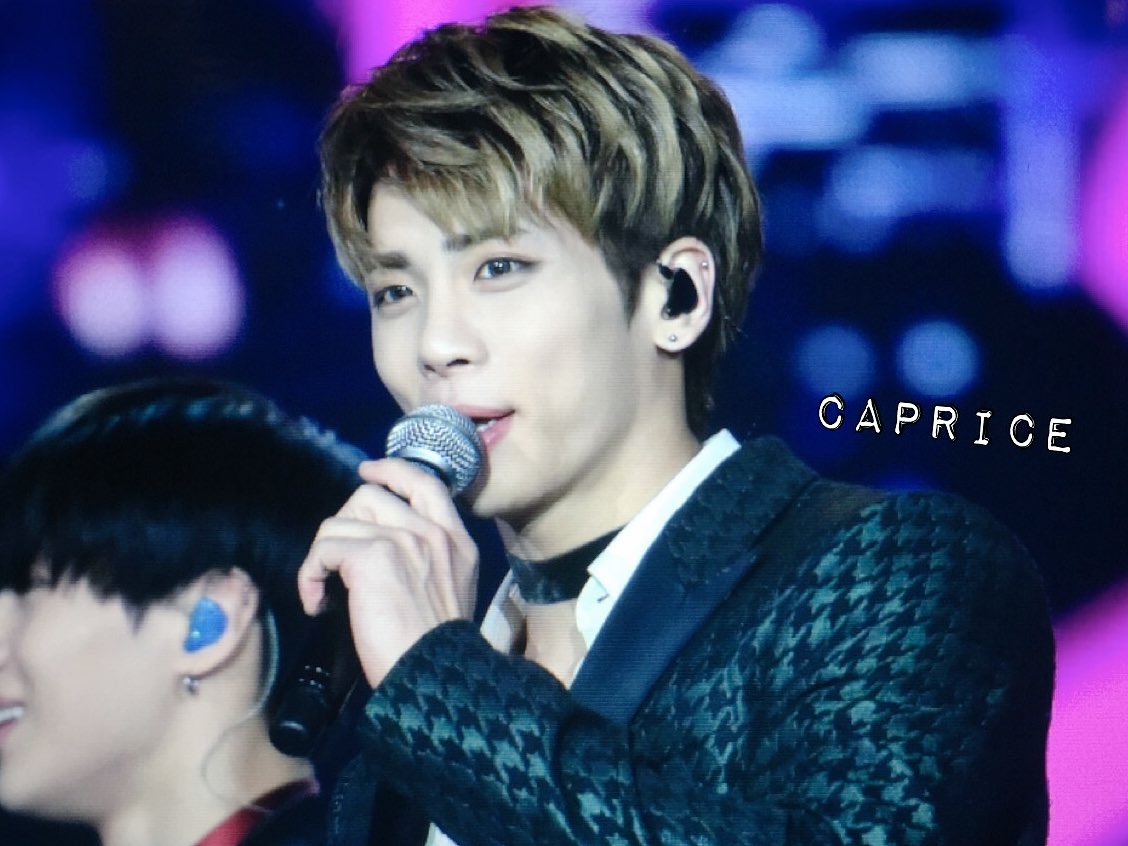 caprice_oj's tweet photo. pre 2016.11.27 서울드림콘서트
#종현 #Jonghyun #SHINee
@realjonghyun90 https://t.co/nimAAppiG3