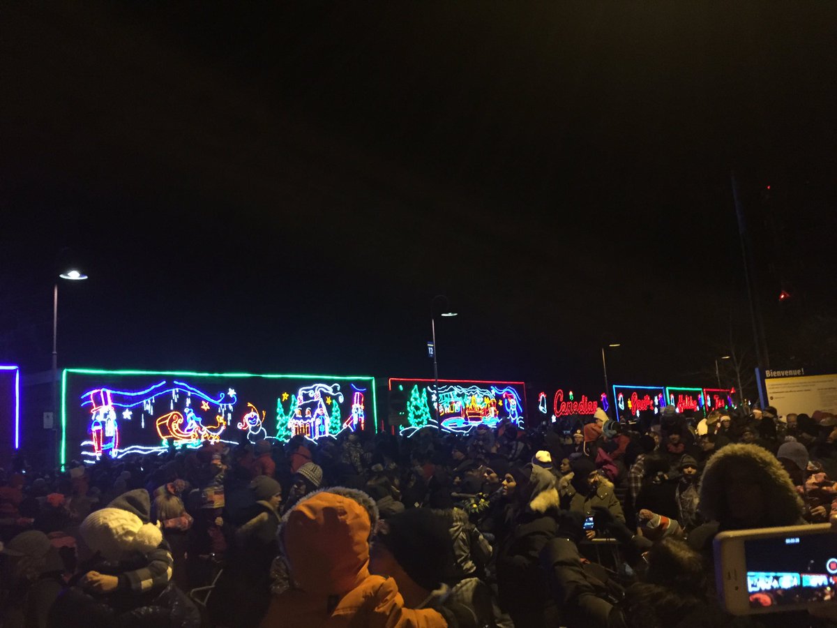 mysoundworld's tweet photo. #holiday #train https://t.co/TvdA8Li6LN