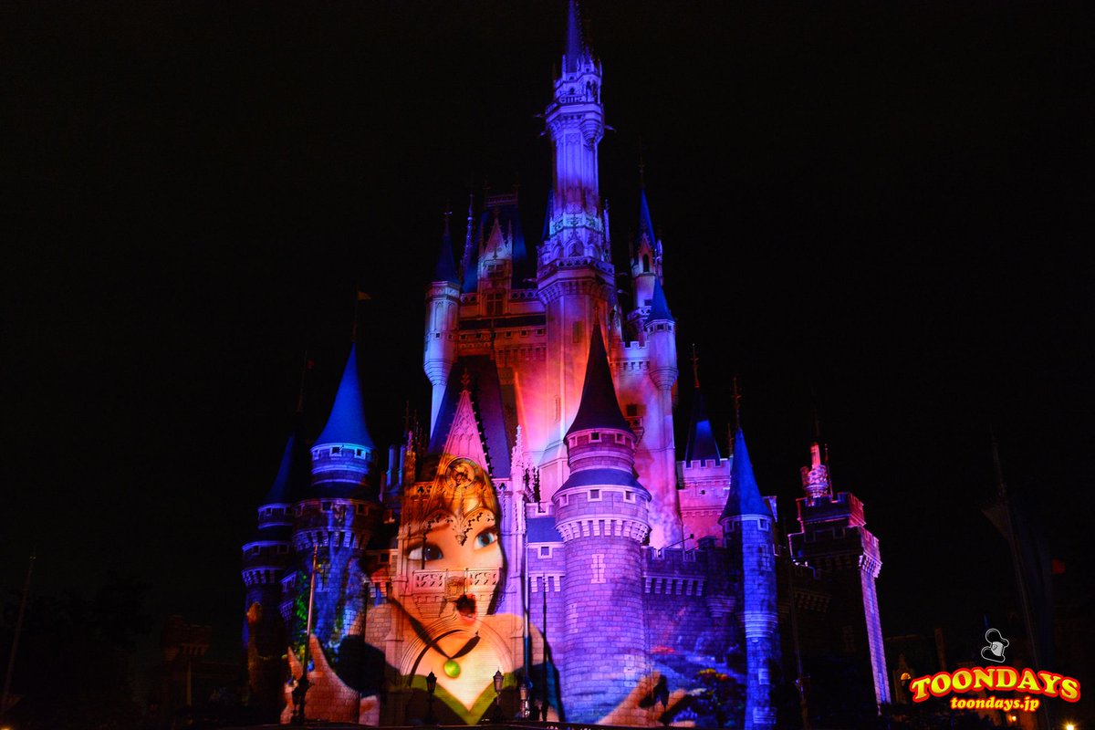 Toondays ディズニーブログ 好きなシーンはやはりアナとハンスの Love Is An Open Door のシーン プリンセス アナとプリンス ハンスの心が近づき これはディズニープリンセスの恋 と見事に思わせてくれました いろいろな意味で名シーン