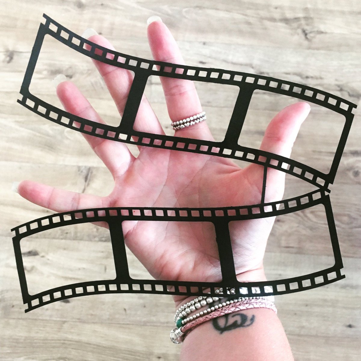 PerfectParcels's tweet photo. Papaercut Photo Reel, Film Reel, Family Tree, Personalised Gi… https://t.co/gWxNFrMVZZ #PerfectParcels1 #GiftsForHer https://t.co/XaNJ462VYp